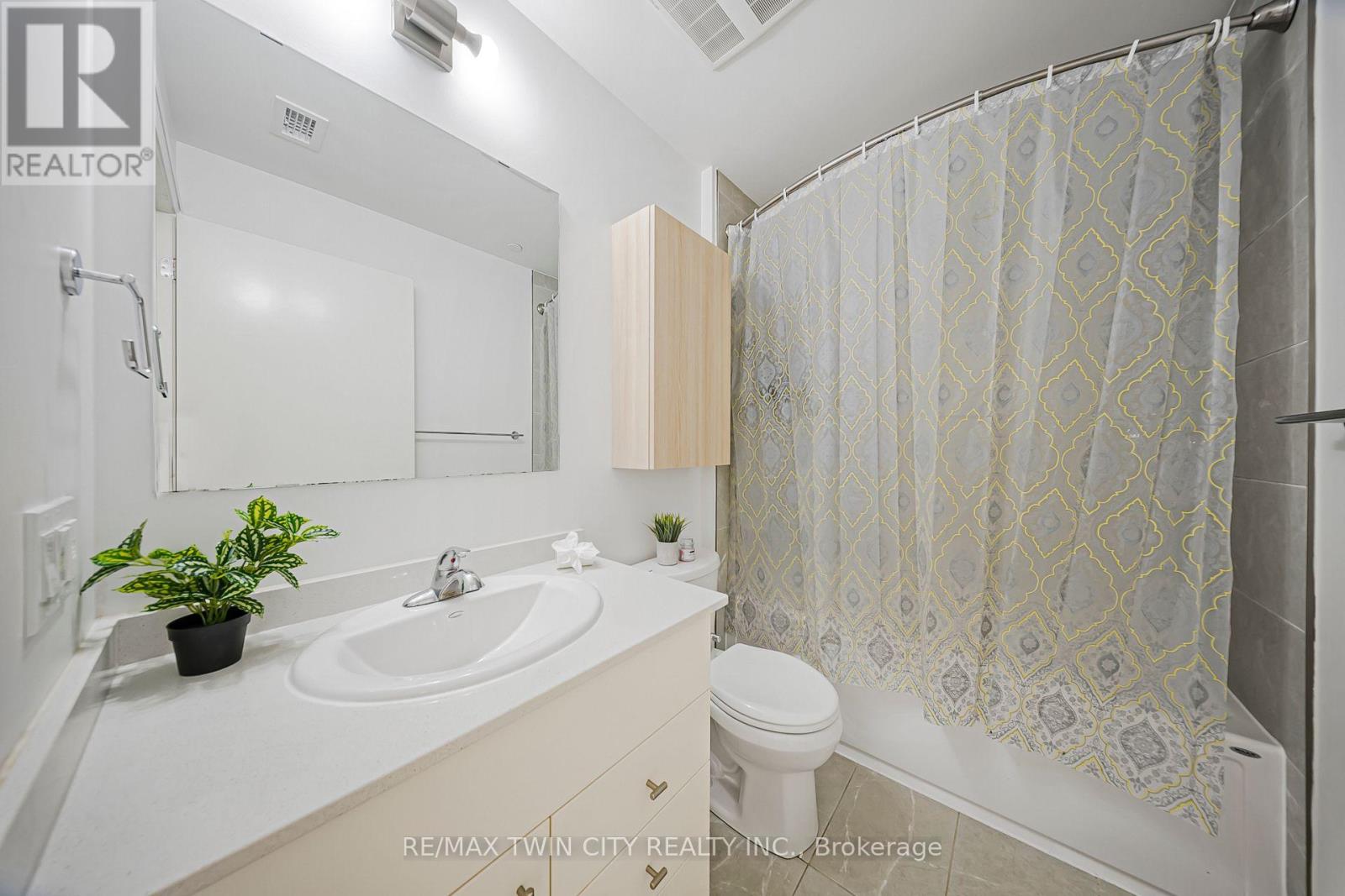 404 - 101 Golden Eagle Road, Waterloo, Ontario  N2V 1C3 - Photo 25 - X12529028