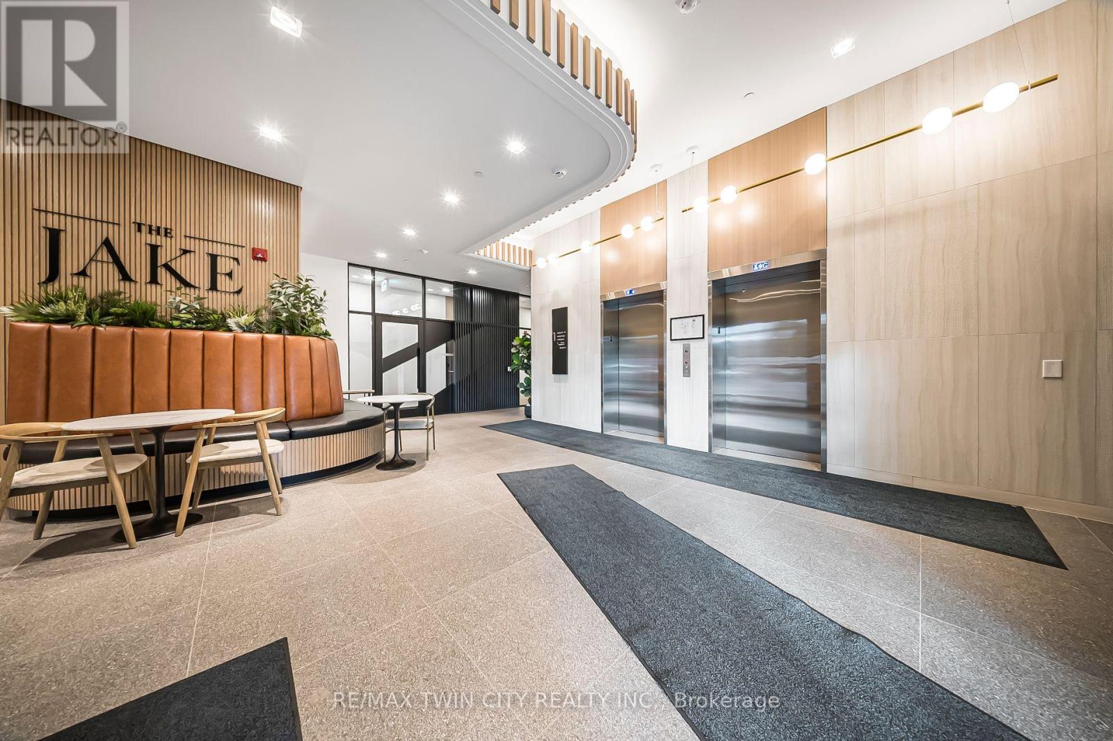 404 - 101 Golden Eagle Road, Waterloo, Ontario  N2V 1C3 - Photo 4 - X12529028