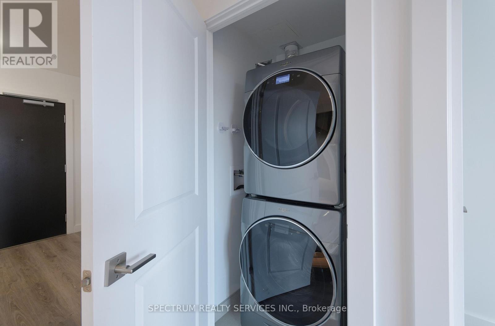 910 - 15 Glebe Street, Cambridge, Ontario  N1S 0C3 - Photo 27 - X12529074