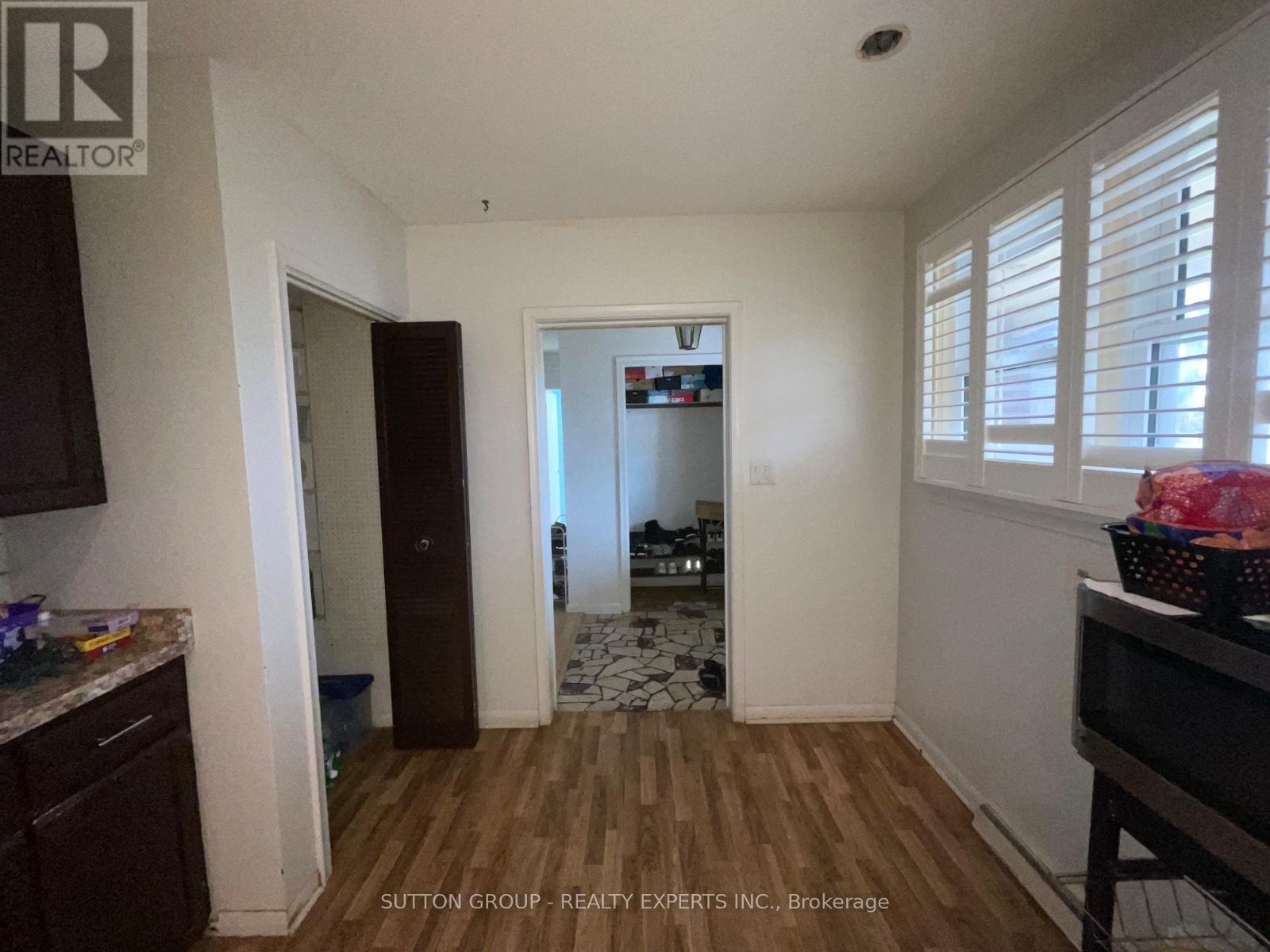 Upper - 415 Mount Pleasant Road, Brantford, Ontario  N3T 5L5 - Photo 3 - X12529094