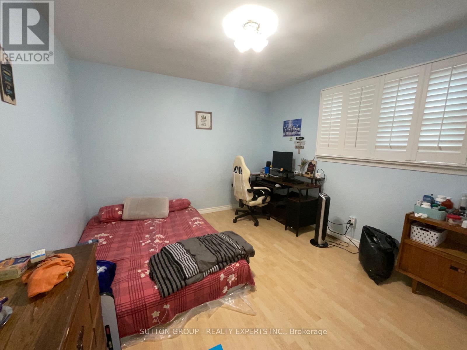 Upper - 415 Mount Pleasant Road, Brantford, Ontario  N3T 5L5 - Photo 8 - X12529094