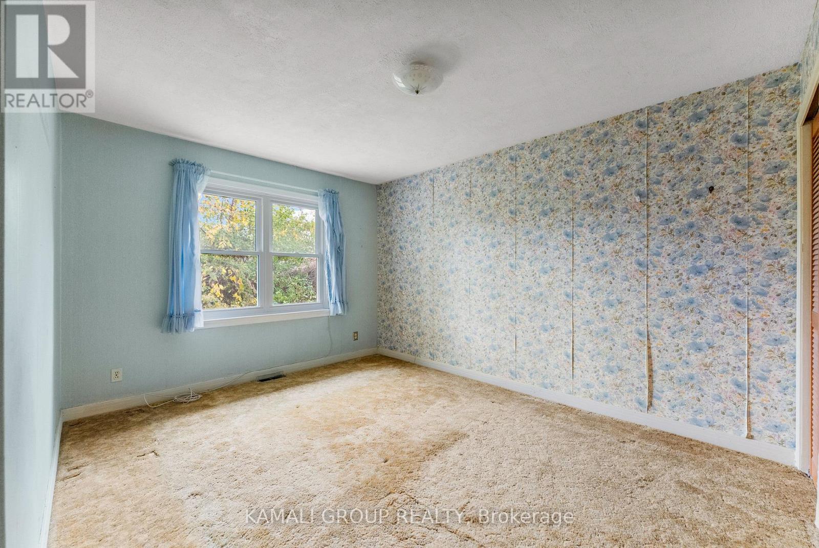 683 Courtenay Avenue, Ottawa, Ontario  K2A 3B8 - Photo 17 - X12529096