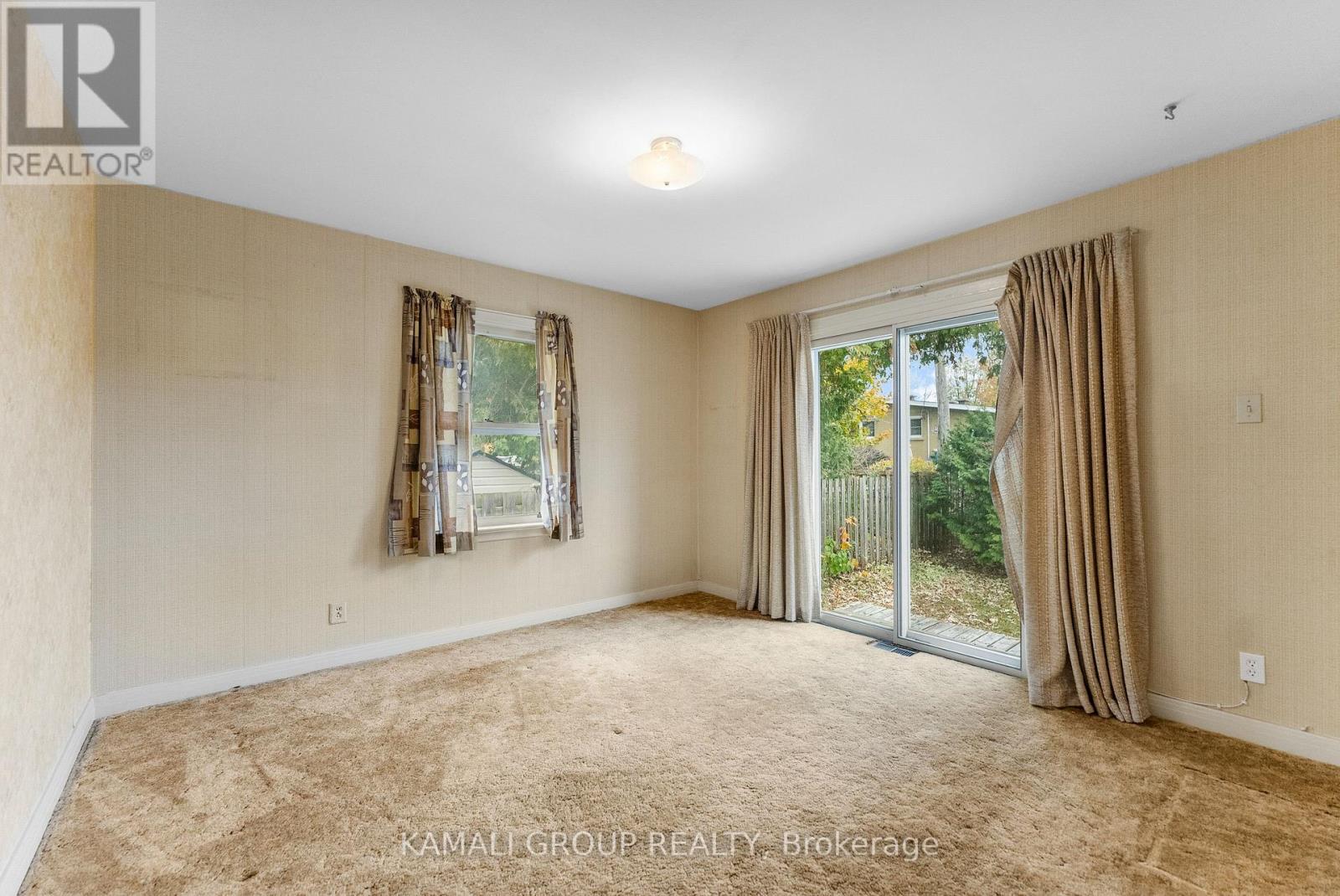 683 Courtenay Avenue, Ottawa, Ontario  K2A 3B8 - Photo 20 - X12529096