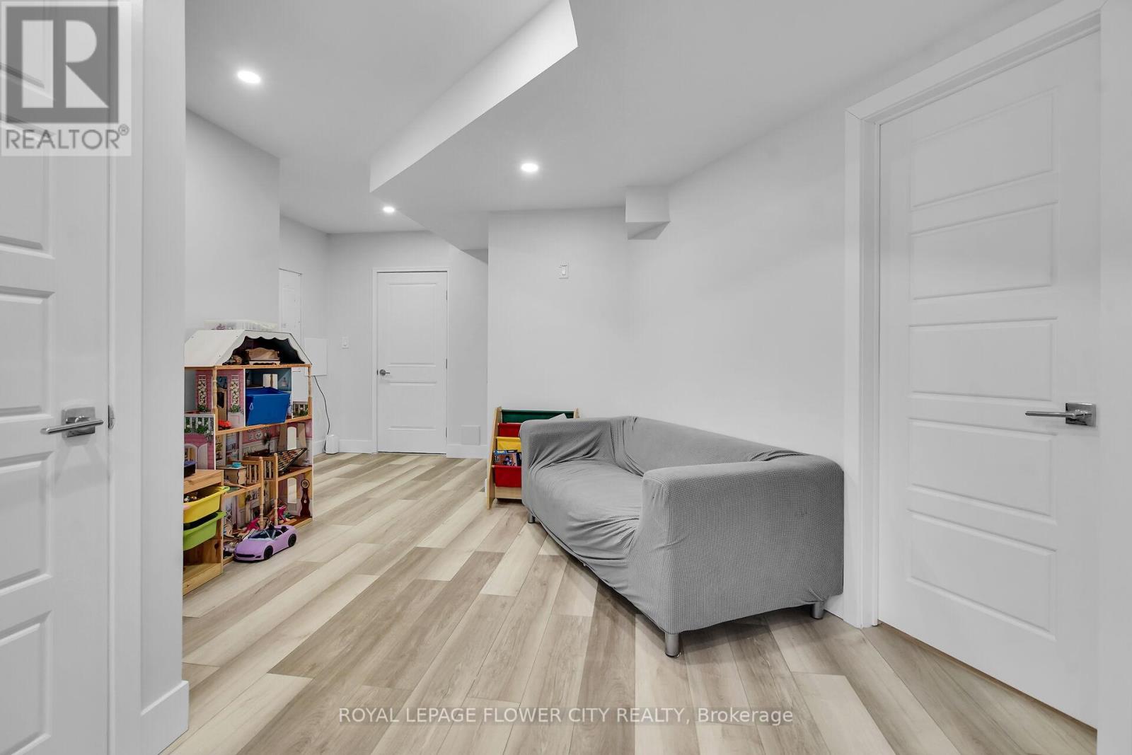 2424 Black Rail Terrace, London South, Ontario  N6K 0H3 - Photo 32 - X12529138