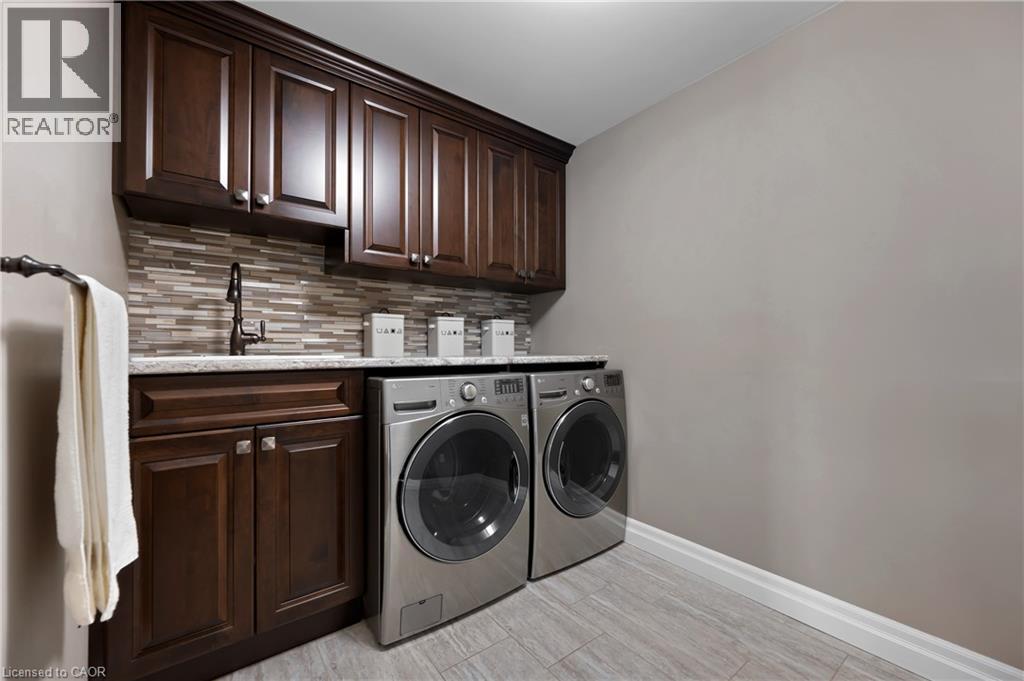 546 Manor Ridge Crescent, Waterloo, Ontario  N2K 0B4 - Photo 35 - 40771582