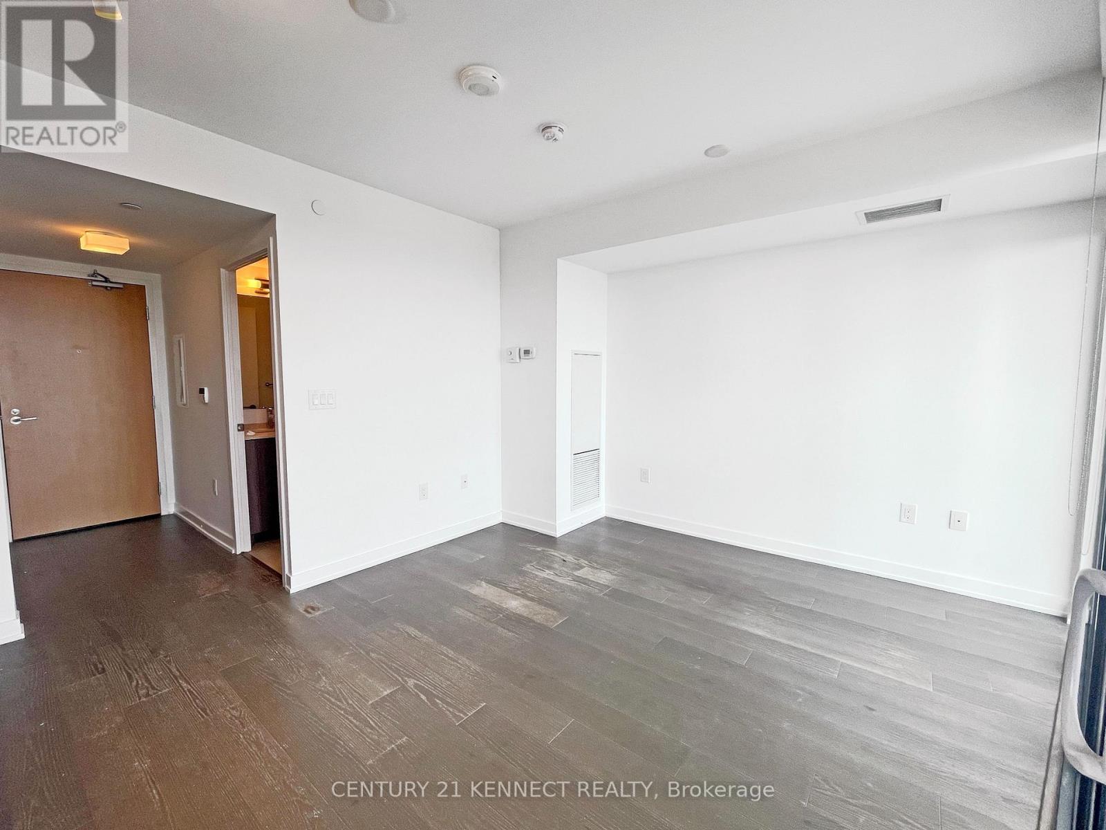 4312 - 11 Wellesley Street W, Toronto, Ontario  M4Y 0G4 - Photo 4 - C12529168