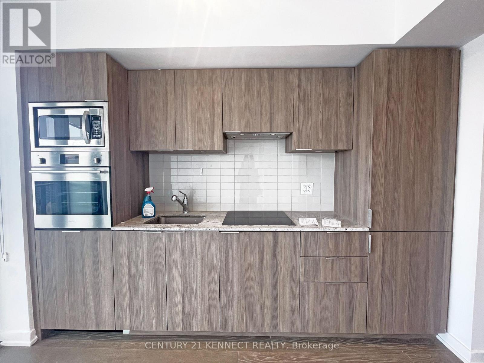 4312 - 11 Wellesley Street W, Toronto, Ontario  M4Y 0G4 - Photo 5 - C12529168