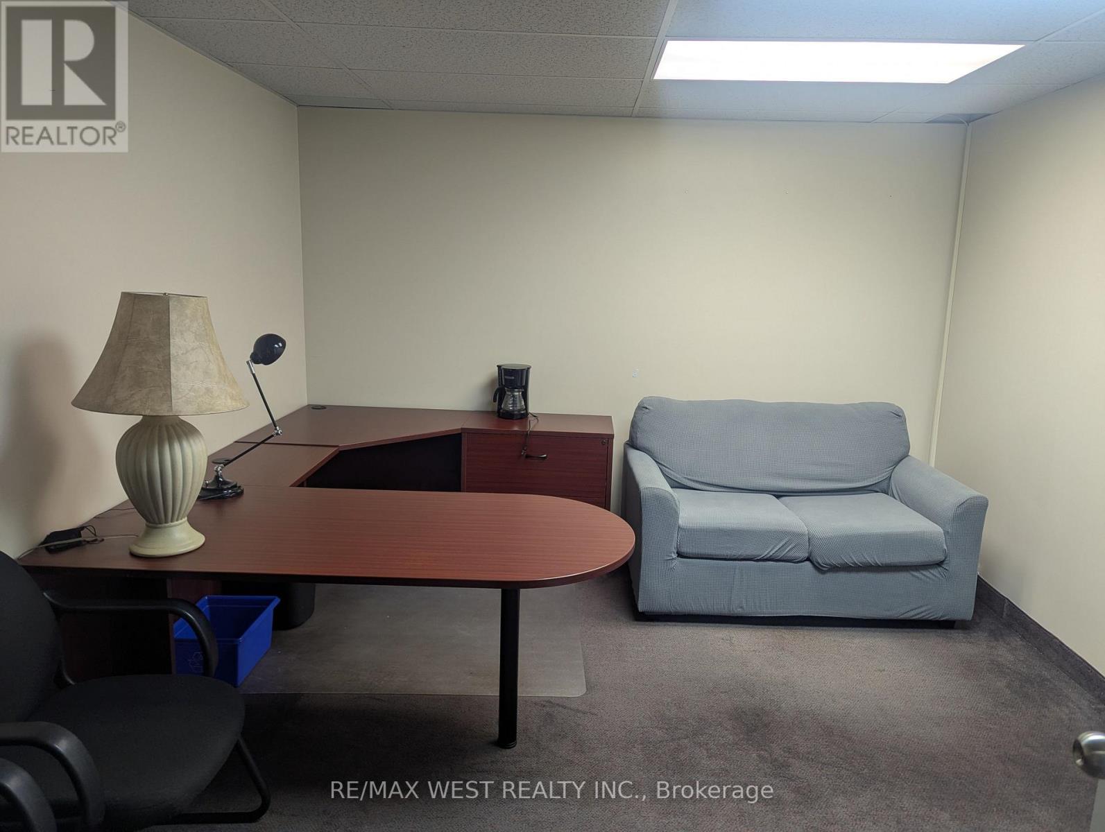 2nd Flr C - 1015 Bloor Street W, Toronto, Ontario  M6H 1M1 - Photo 3 - C12529234