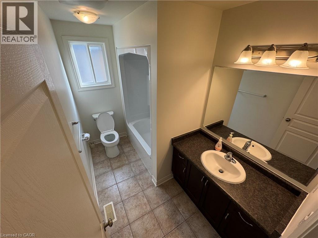 15 Helena Feasby Street Unit# 2, Kitchener, Ontario  N2E 4L4 - Photo 8 - 40786958