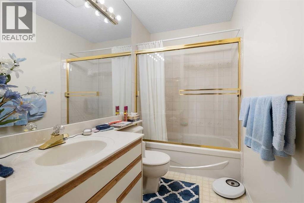 224 Douglas Woods Point Se, Calgary, Alberta  T2Z 2A7 - Photo 25 - A2267413