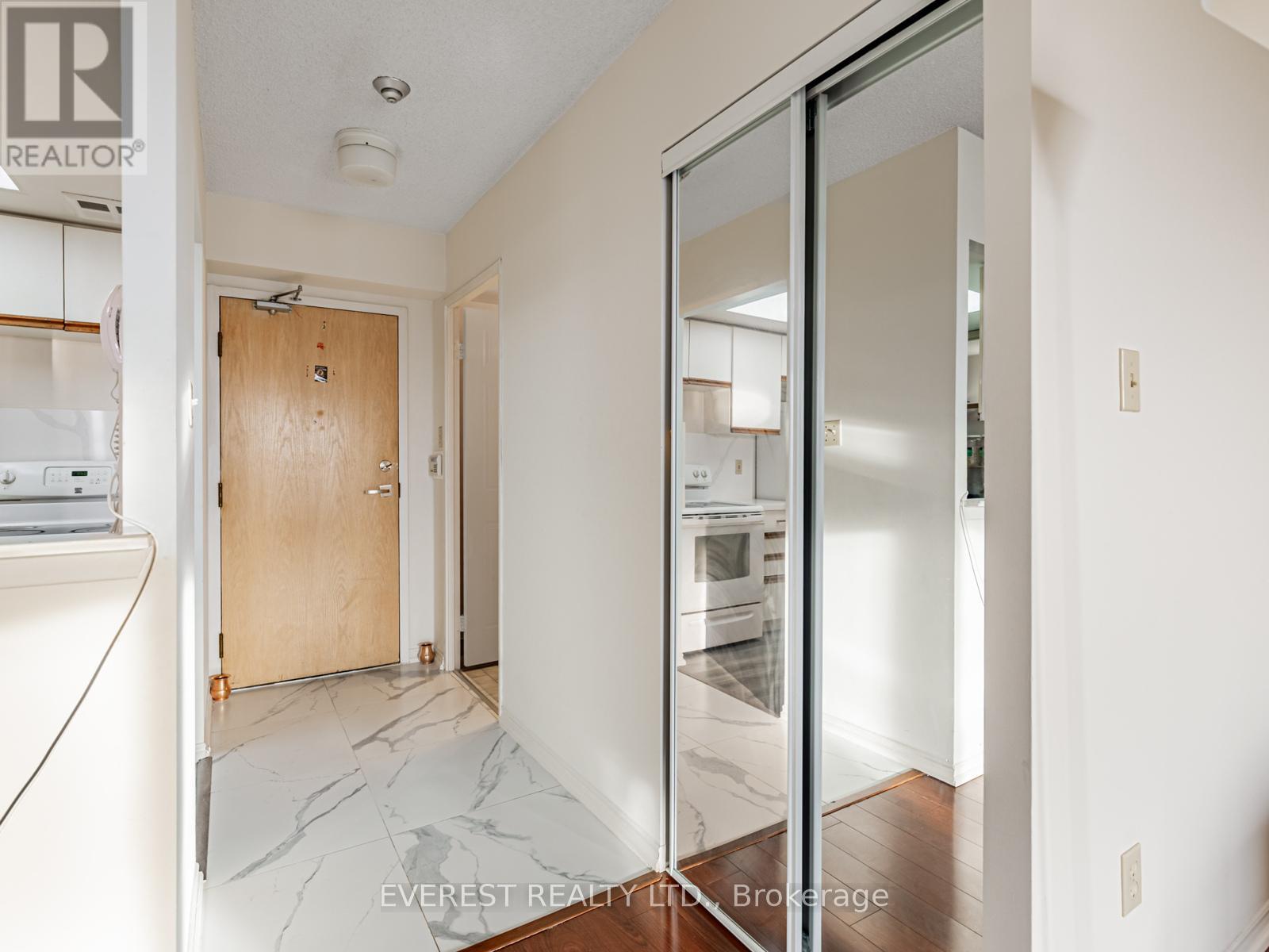 1714 - 5 Greystone Walk Drive, Toronto, Ontario  M1K 5J5 - Photo 3 - E12529238