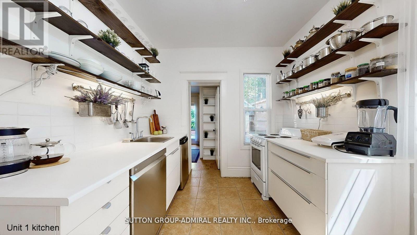 117 Bellhaven Road, Toronto, Ontario  M4L 3J9 - Photo 9 - E12529352