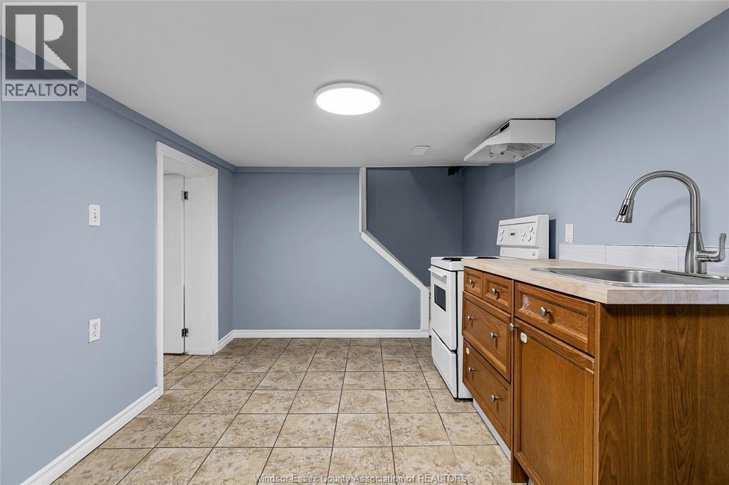 3230 Linwood, Windsor, Ontario  N9C 1P8 - Photo 27 - 25028442