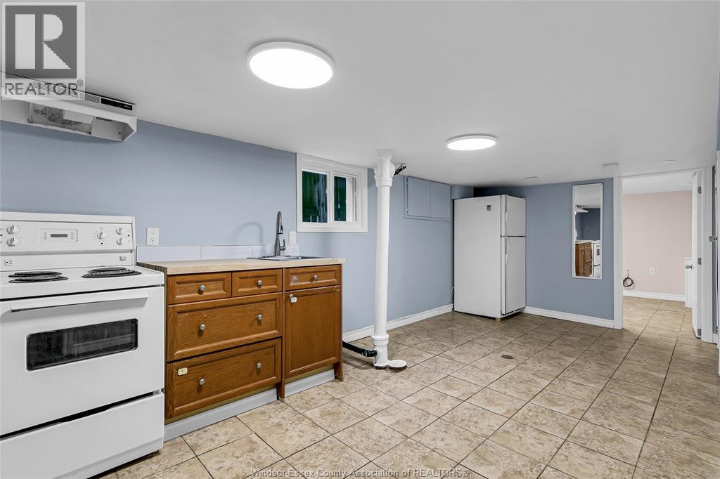 3230 Linwood, Windsor, Ontario  N9C 1P8 - Photo 28 - 25028442