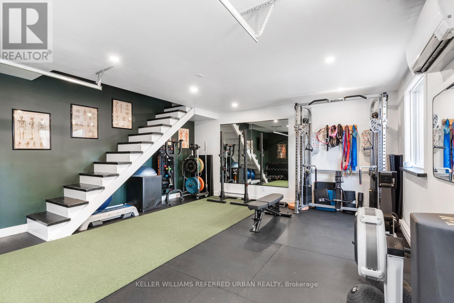 93 Concession Street, Newmarket, Ontario  L3Y 3W4 - Photo 25 - N12529152