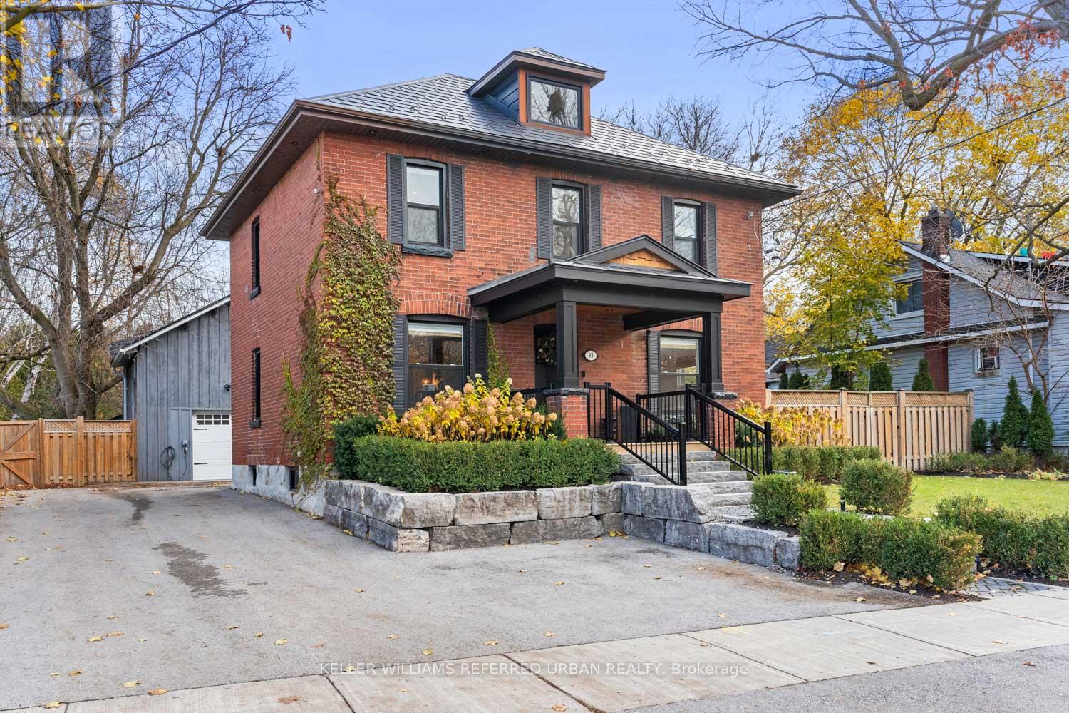 93 Concession Street, Newmarket, Ontario  L3Y 3W4 - Photo 3 - N12529152