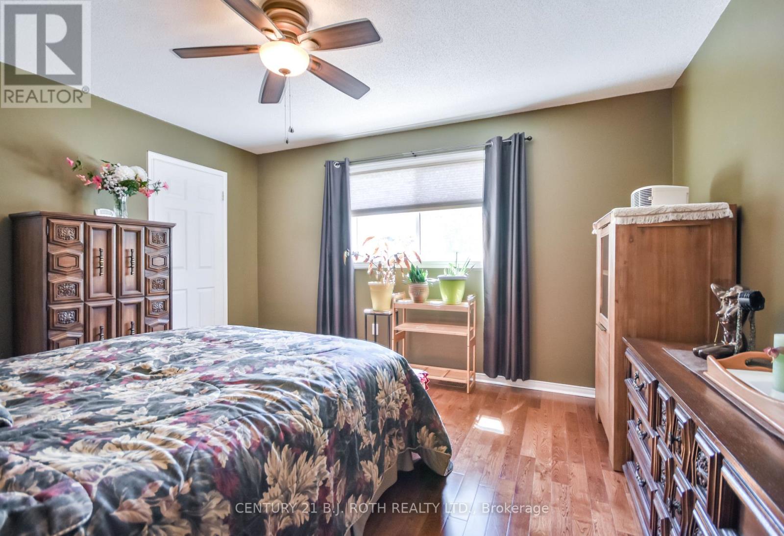 1957 Mill Street, Innisfil, Ontario  L9S 2A2 - Photo 13 - N12529198