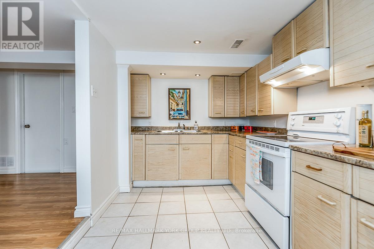 Lower - 6 Davis Road, Aurora, Ontario  L4G 2B5 - Photo 16 - N12529200