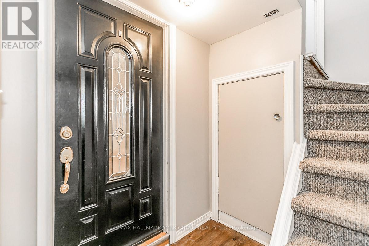 Lower - 6 Davis Road, Aurora, Ontario  L4G 2B5 - Photo 7 - N12529200