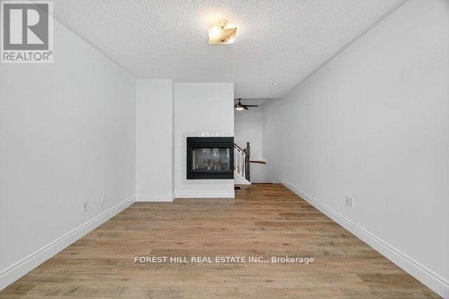 22 Baltic Street, Richmond Hill, Ontario  L4B 4H8 - Photo 15 - N12529204