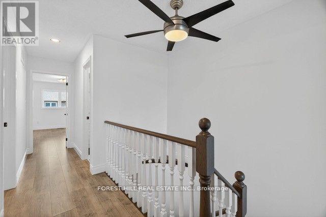 22 Baltic Street, Richmond Hill, Ontario  L4B 4H8 - Photo 17 - N12529204