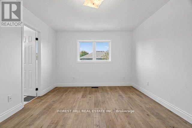 22 Baltic Street, Richmond Hill, Ontario  L4B 4H8 - Photo 18 - N12529204