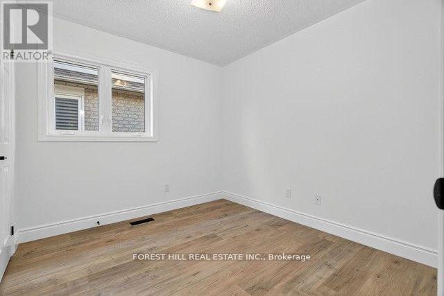 22 Baltic Street, Richmond Hill, Ontario  L4B 4H8 - Photo 24 - N12529204