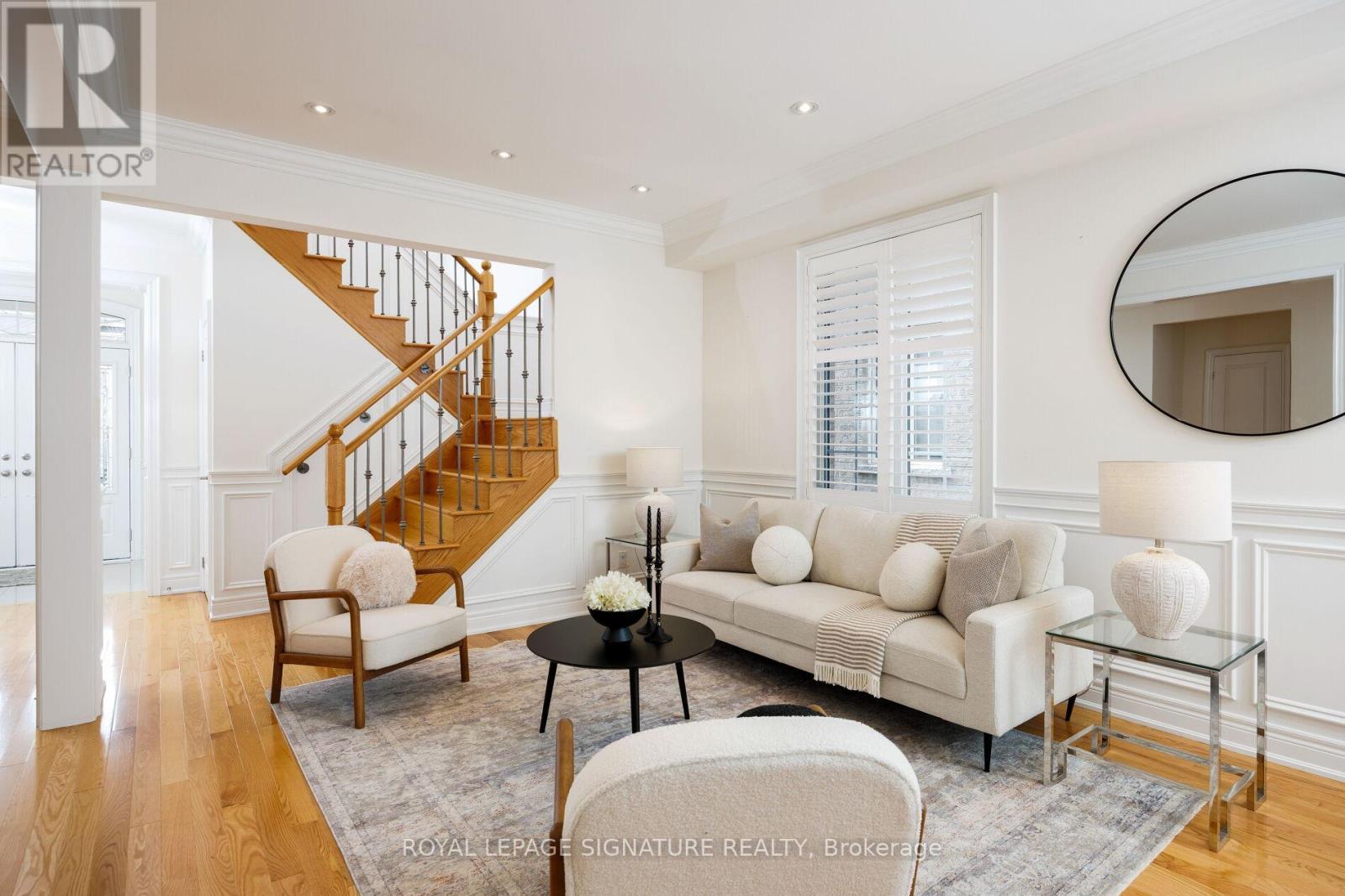 50 Balderson Drive N, Vaughan, Ontario  L4H 4A3 - Photo 6 - N12529226