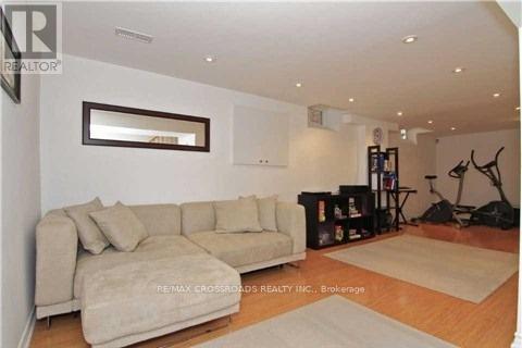 110 Whitney Place, Vaughan, Ontario  L4J 6V4 - Photo 10 - N12529280