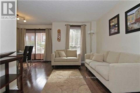 110 Whitney Place, Vaughan, Ontario  L4J 6V4 - Photo 2 - N12529280