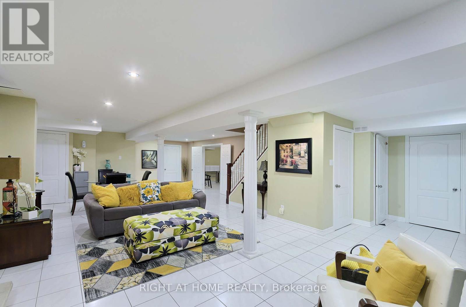 70 Bellona Street, Vaughan, Ontario  L4L 6R4 - Photo 36 - N12529364