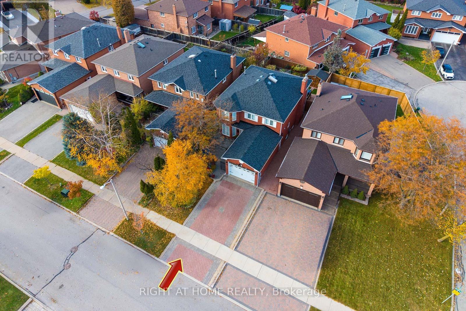 70 Bellona Street, Vaughan, Ontario  L4L 6R4 - Photo 6 - N12529364