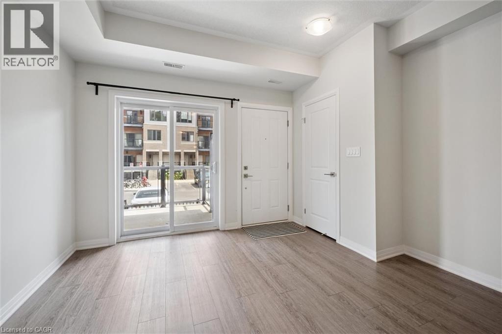 25 Isherwood Avenue Unit# C34, Cambridge, Ontario  N1R 3H5 - Photo 3 - 40787045