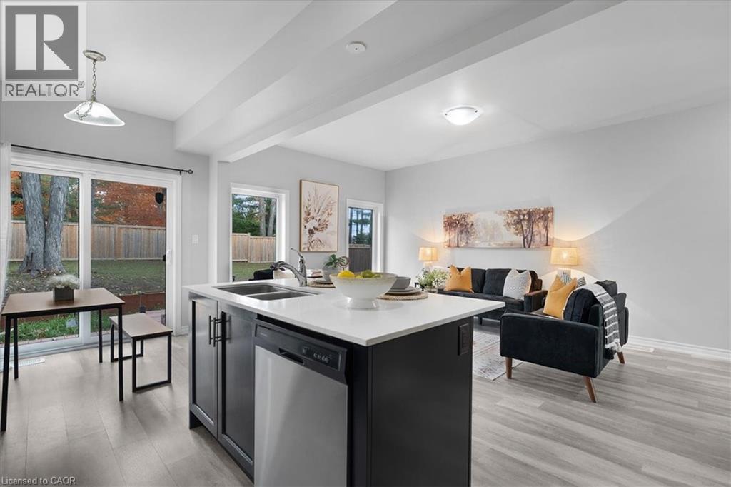 324 Equestrian Way Unit# 28, Cambridge, Ontario  N3E 0E2 - Photo 10 - 40785657