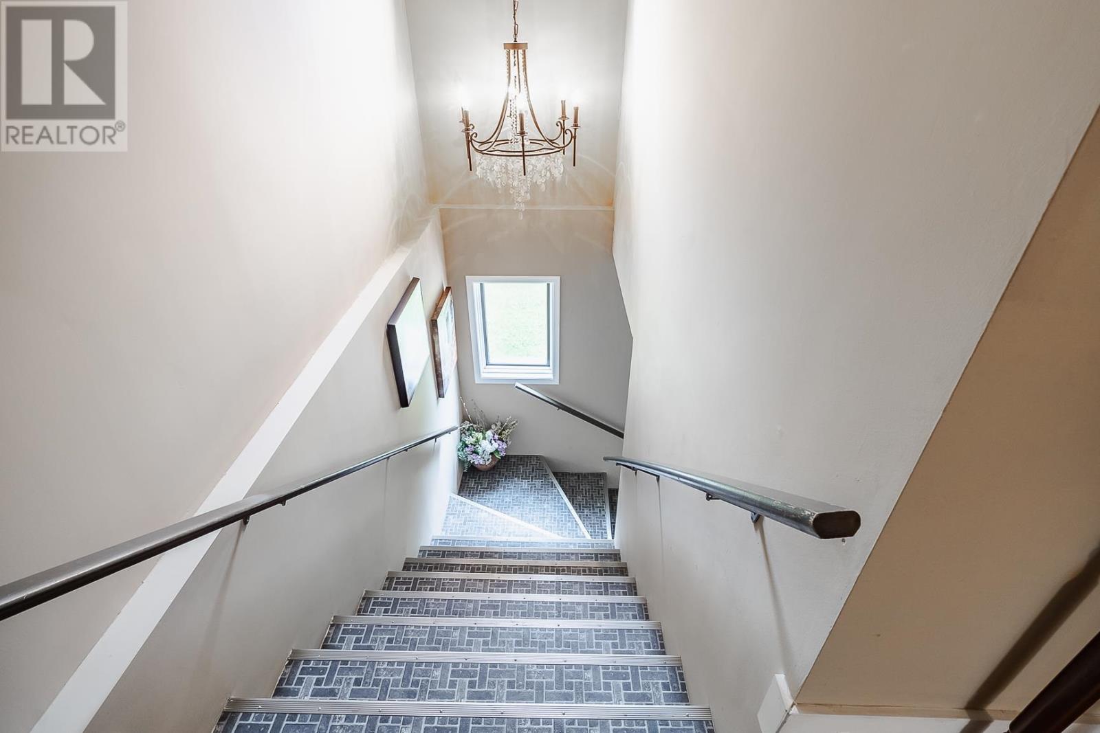 920 Great Northern Rd, Sault Ste. Marie, Ontario  P6B 0B6 - Photo 32 - SM252637