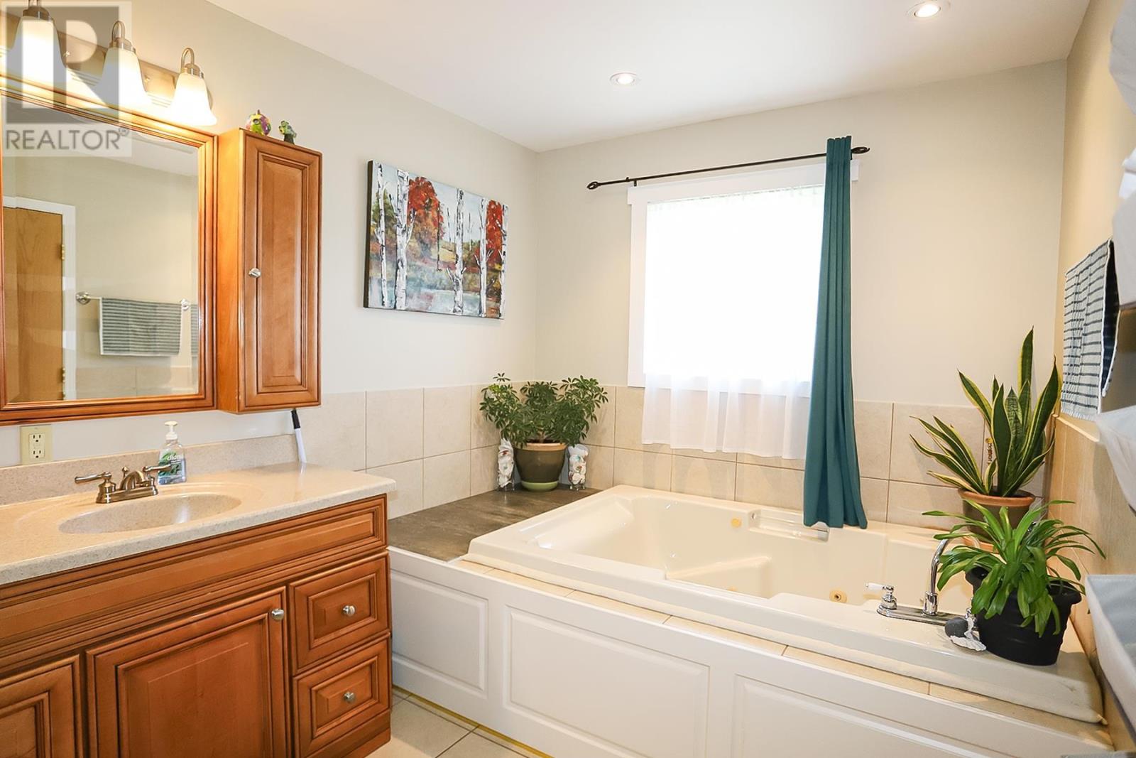 2233 Hilton Rd, Hilton Beach, Ontario P0R 1G0 - Photo 27 - SM253225