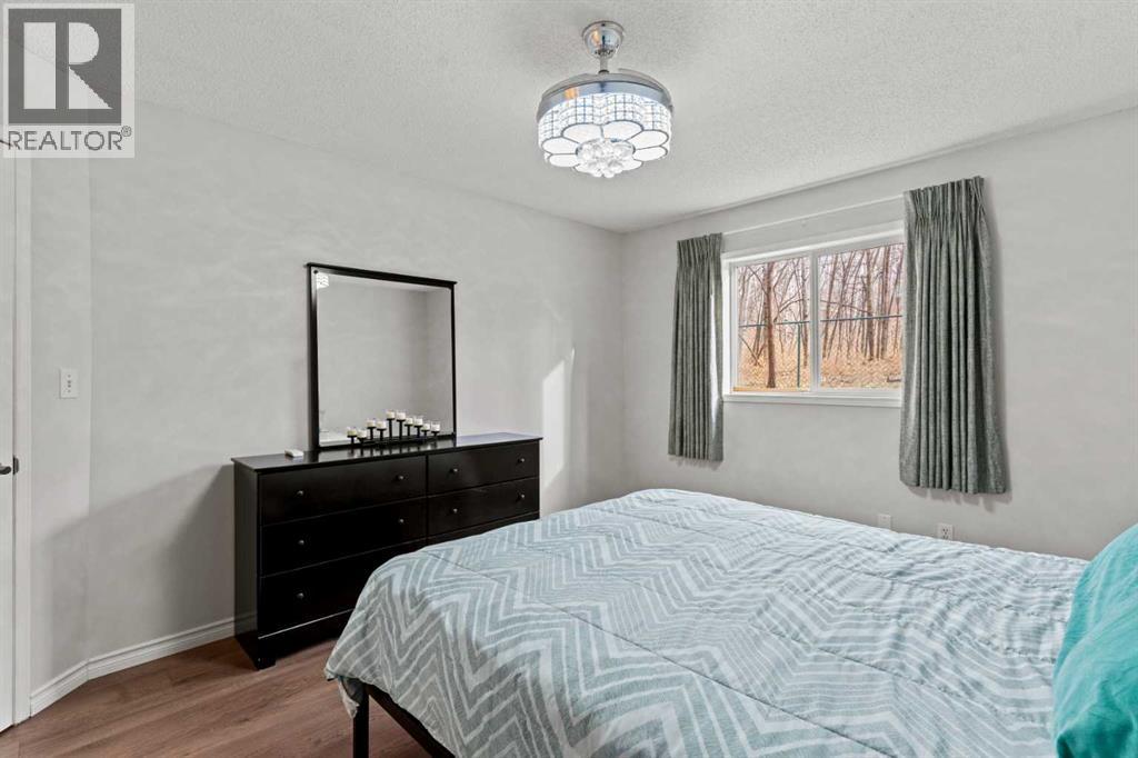 111, 20 Sierra Morena Mews Sw, Calgary, Alberta  T3H 3K6 - Photo 25 - A2269872