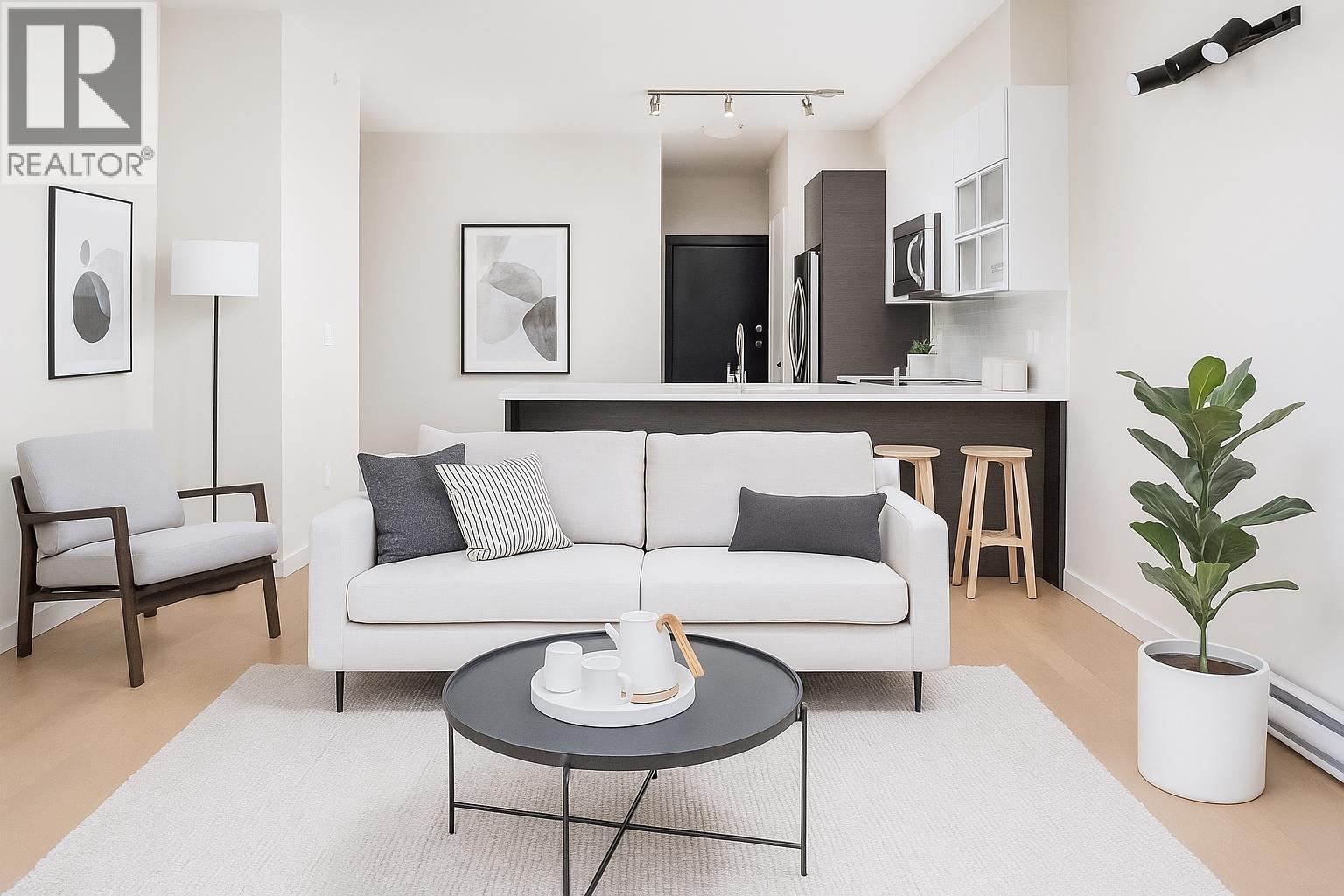 406 2267 Pitt River Road, Port Coquitlam, British Columbia  V3C 1R7 - Photo 4 - R3066047