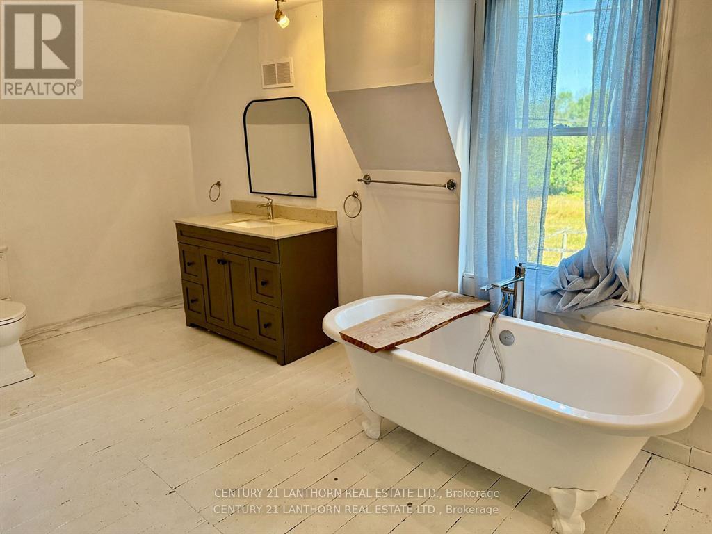 172 Black River Road, Tweed, Ontario  K0K 3J0 - Photo 15 - X12529394