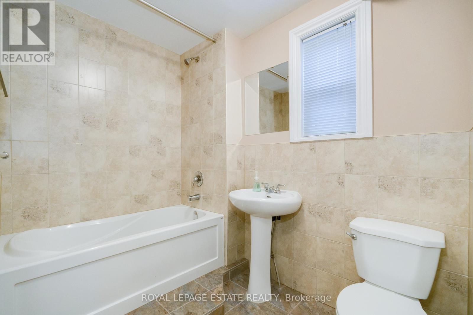 361 Brock Avenue, Toronto, Ontario  M6H 3N4 - Photo 16 - C12528324