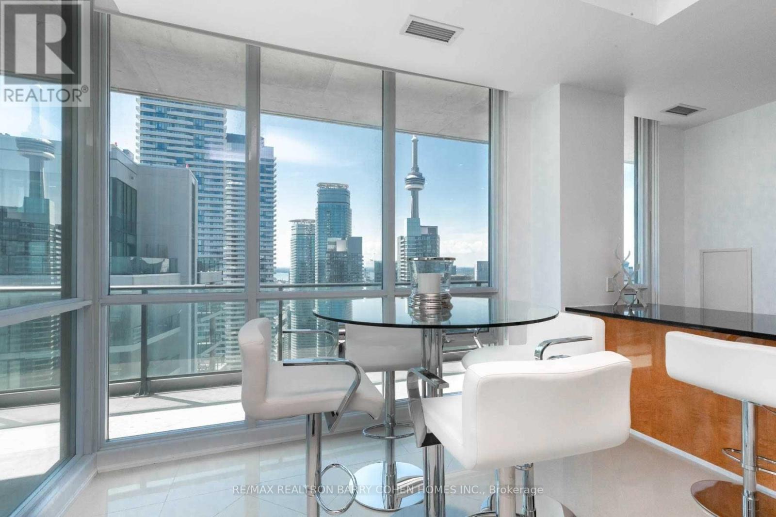 5101 - 16 Harbour Street, Toronto, Ontario  M5J 2Z7 - Photo 7 - C12467118