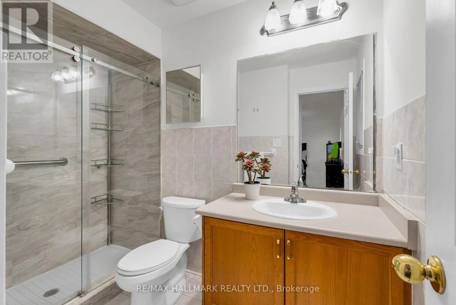 16 Pacific Wind Crescent, Brampton, Ontario  L6R 1Z9 - Photo 15 - W12529182