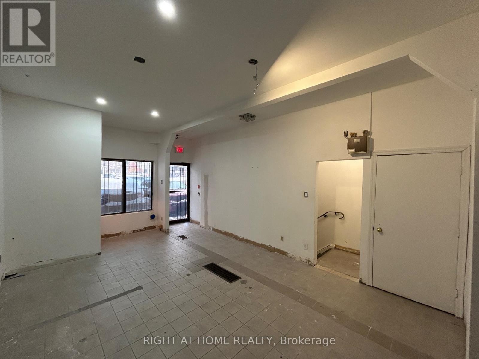 553 MARLEE AVENUE, Toronto, Ontario