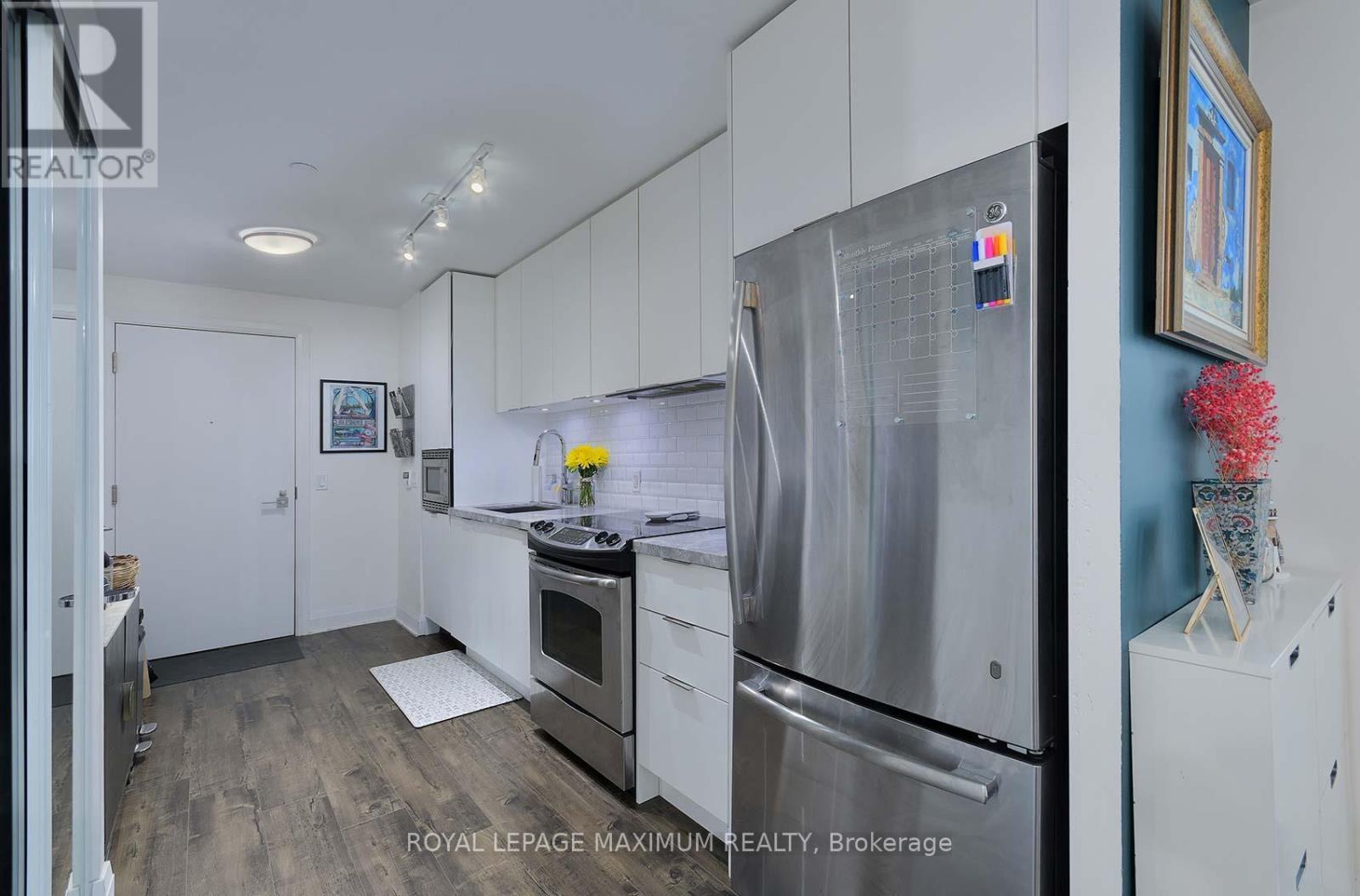 609 - 110 Marine Parade Drive, Toronto, Ontario  M8V 0B6 - Photo 16 - W12529202