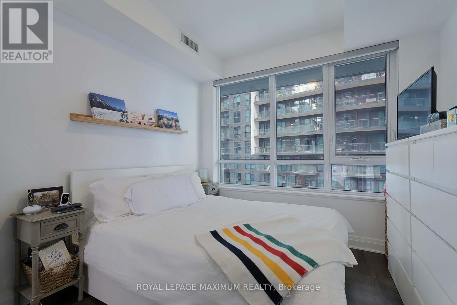 609 - 110 Marine Parade Drive, Toronto, Ontario  M8V 0B6 - Photo 25 - W12529202
