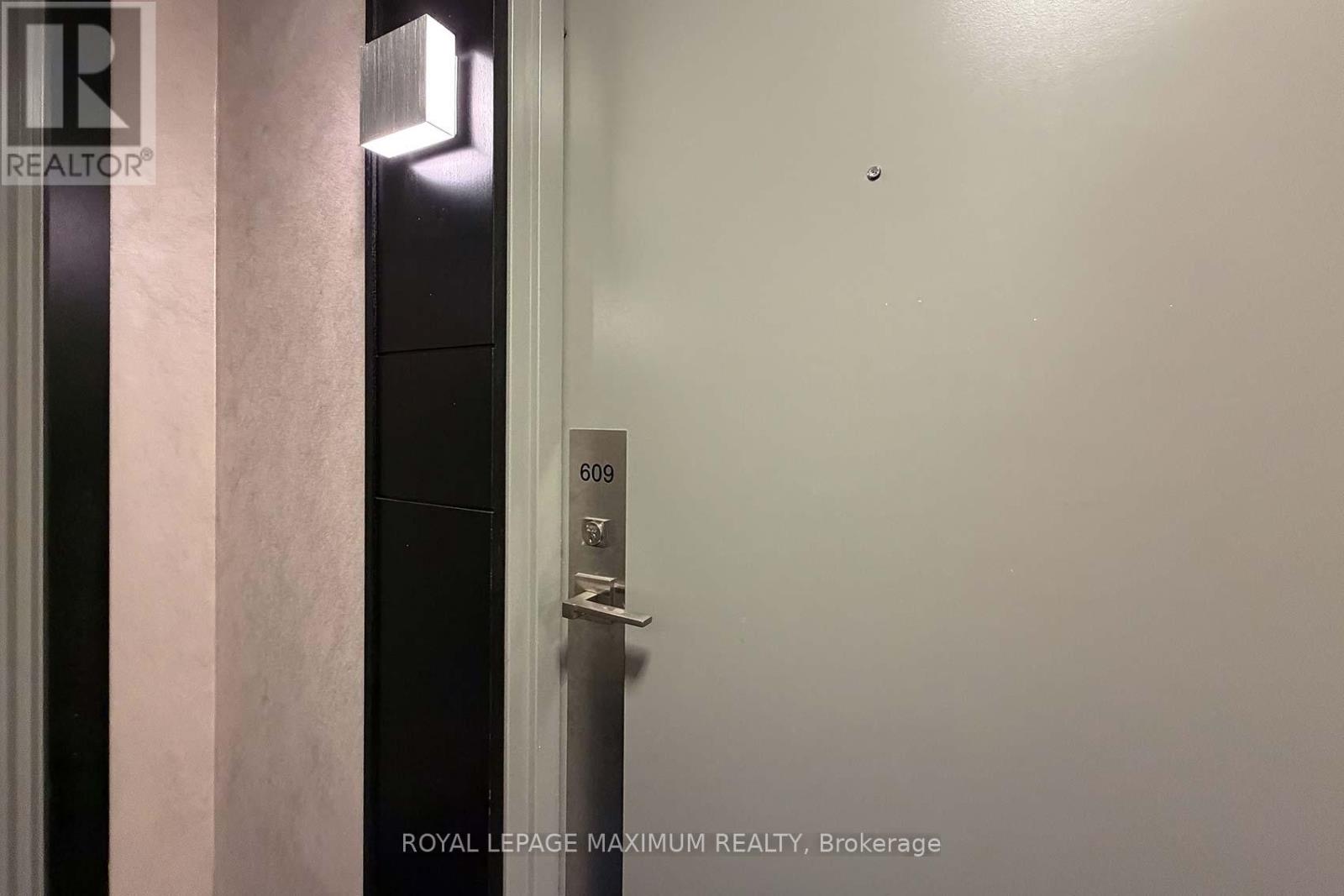 609 - 110 Marine Parade Drive, Toronto, Ontario  M8V 0B6 - Photo 8 - W12529202