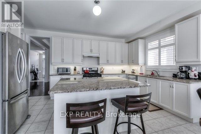 48 Intrigue Trail, Brampton, Ontario  L6X 0W9 - Photo 8 - W12529208