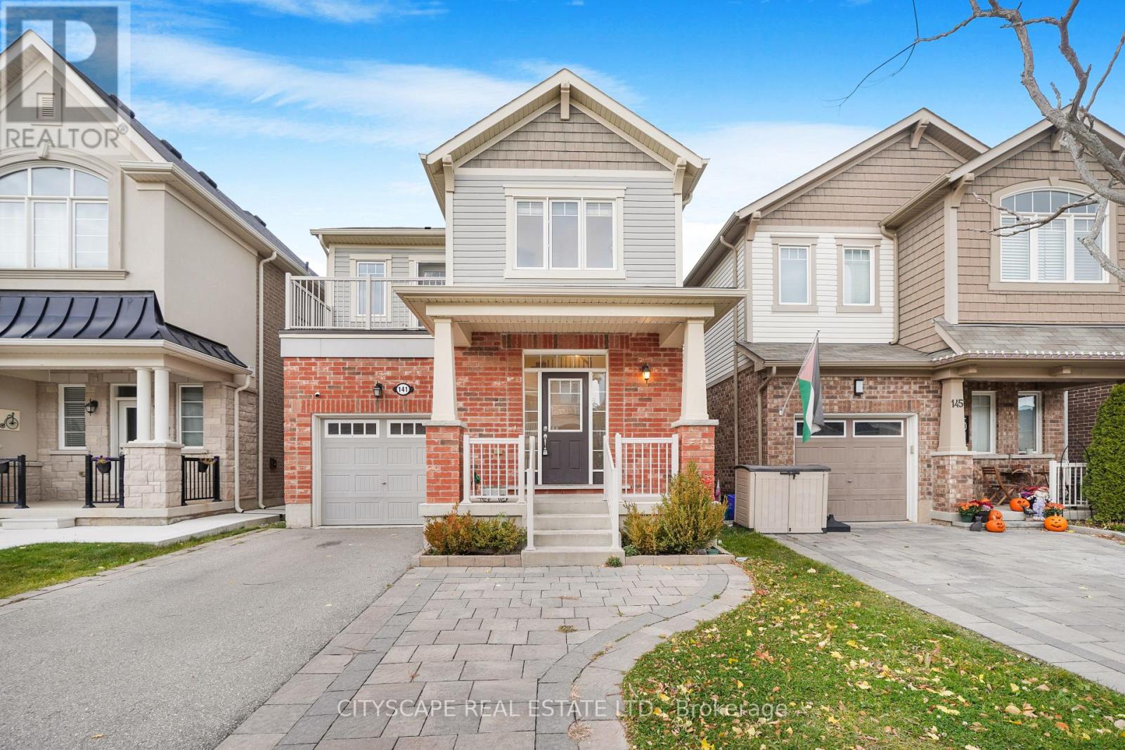 141 Hatt Court, Milton, Ontario  L9E 1G7 - Photo 3 - W12529258