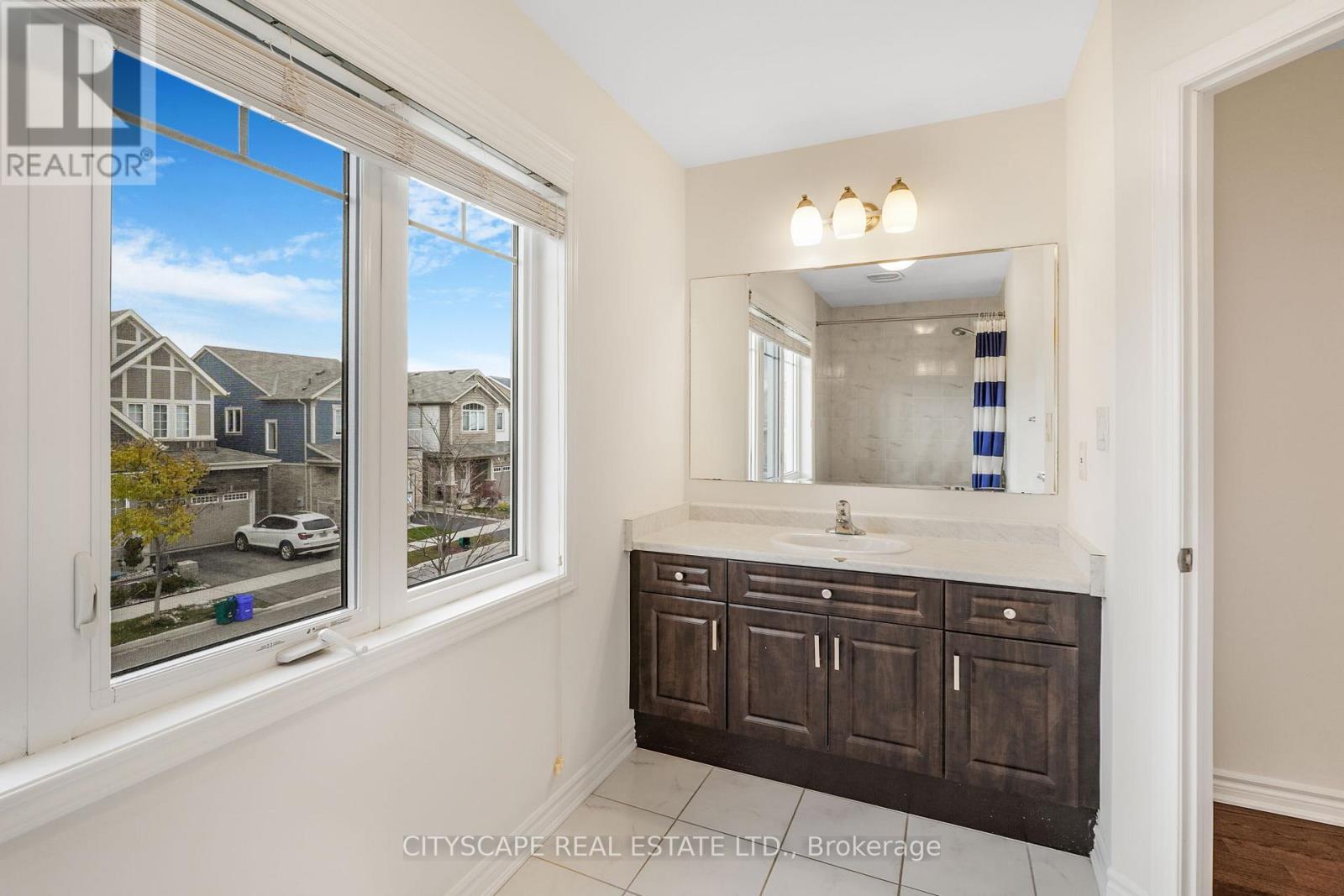 141 Hatt Court, Milton, Ontario  L9E 1G7 - Photo 33 - W12529258