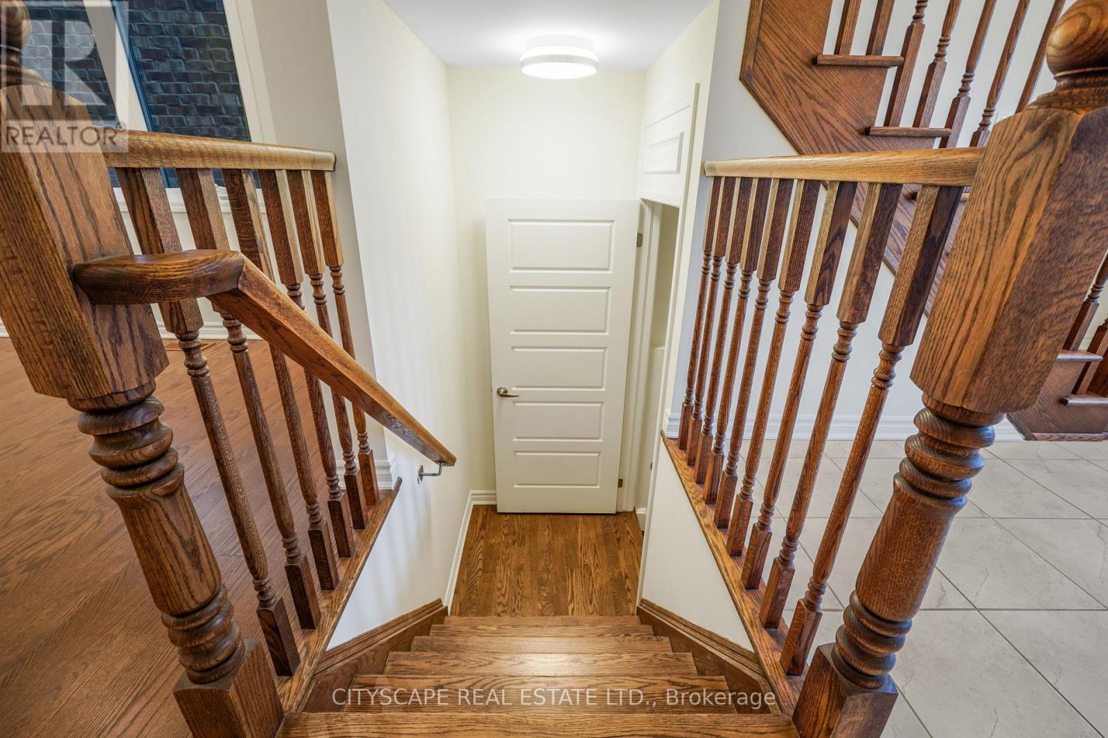 141 Hatt Court, Milton, Ontario  L9E 1G7 - Photo 38 - W12529258